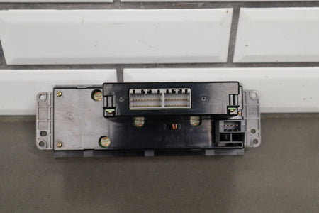1998-2002 Isuzu Trooper Climate Control OEM