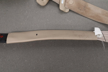 1998-2002 Isuzu Trooper Front Right Passenger Seat Belt OEM
