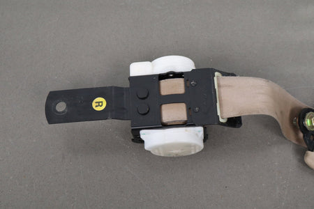 1998-2002 Isuzu Trooper Front Right Passenger Seat Belt OEM