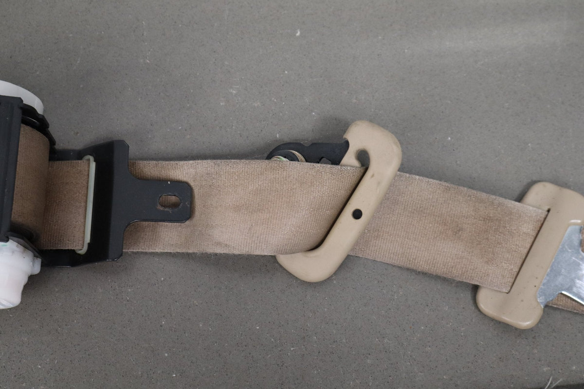 1998-2002 Isuzu Trooper Front Right Passenger Seat Belt OEM