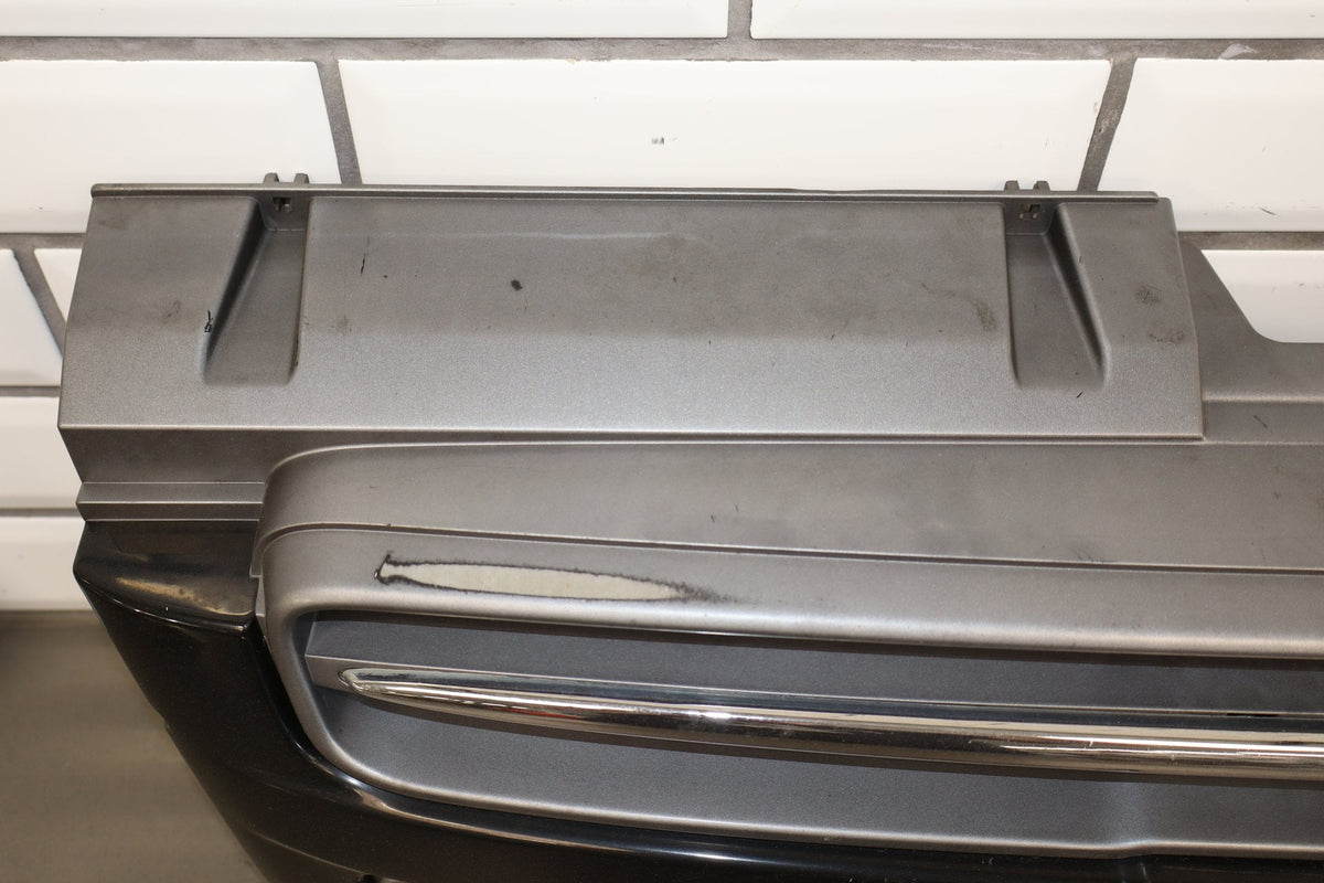 1998-2002 Isuzu Trooper Grille OEM
