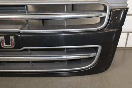 1998-2002 Isuzu Trooper Grille OEM