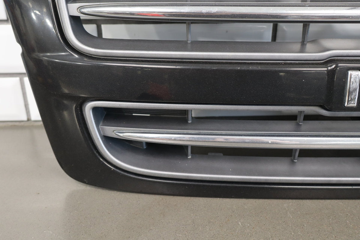 1998-2002 Isuzu Trooper Grille OEM