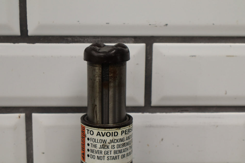 1998-2002 Isuzu Trooper Jack OEM
