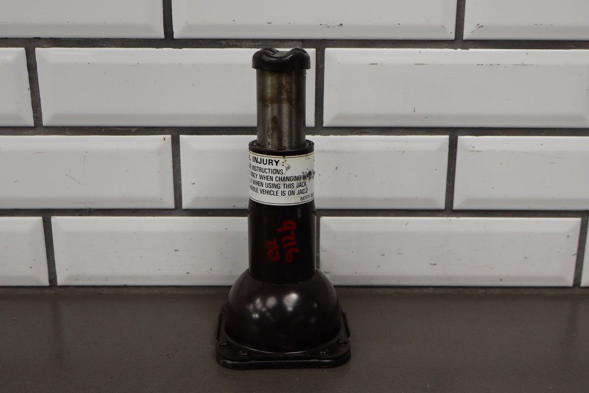 1998-2002 Isuzu Trooper Jack OEM