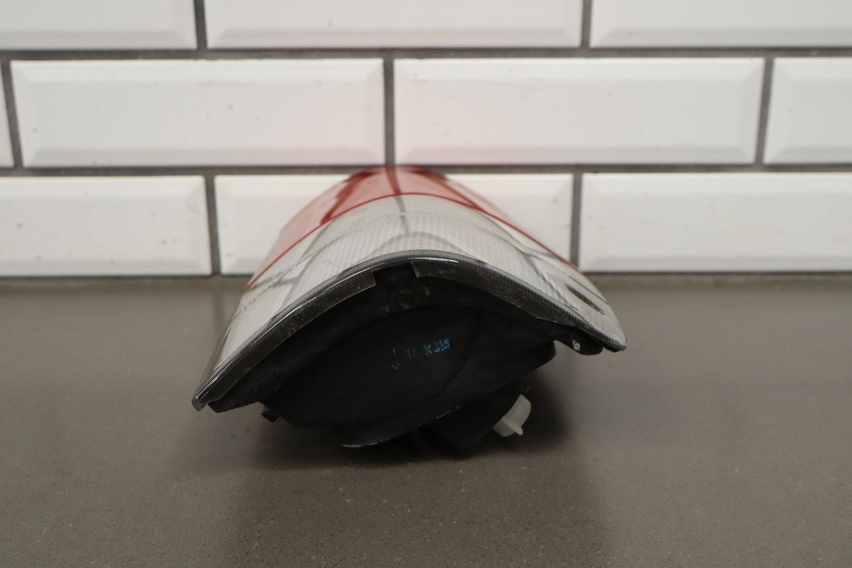 1998-2002 Isuzu Trooper Left Tail Light OEM