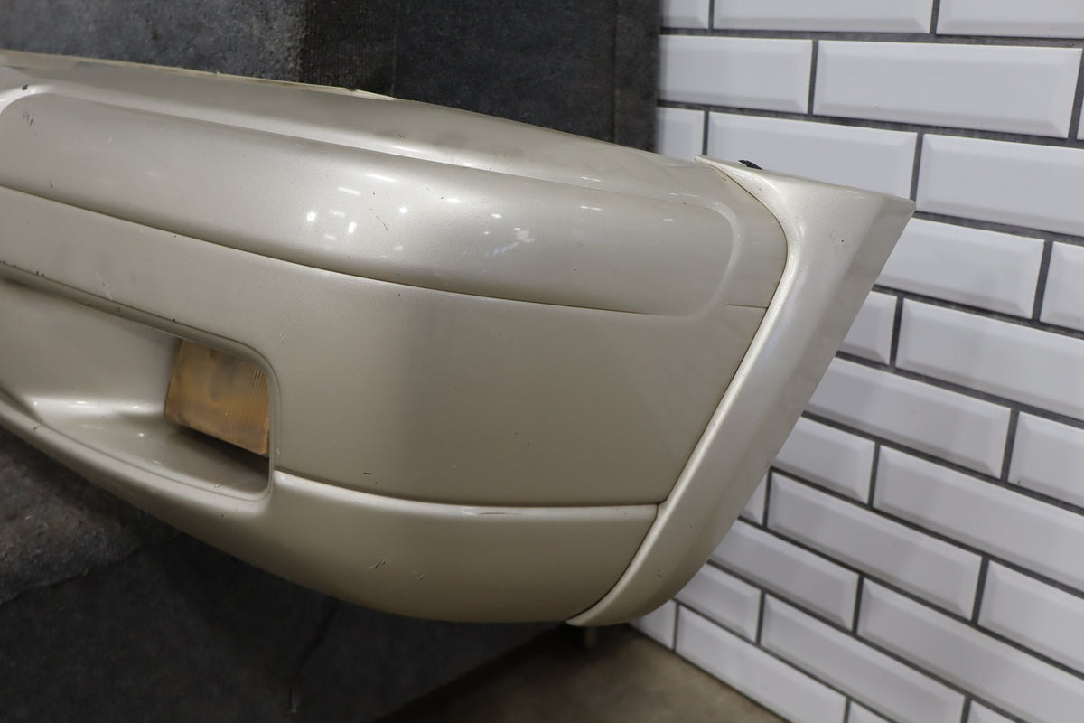 1998-2002 Isuzu Trooper Limited Front Bumper Black