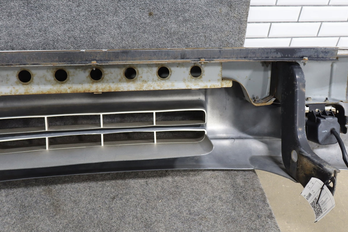 1998-2002 Isuzu Trooper Limited Front Bumper Black