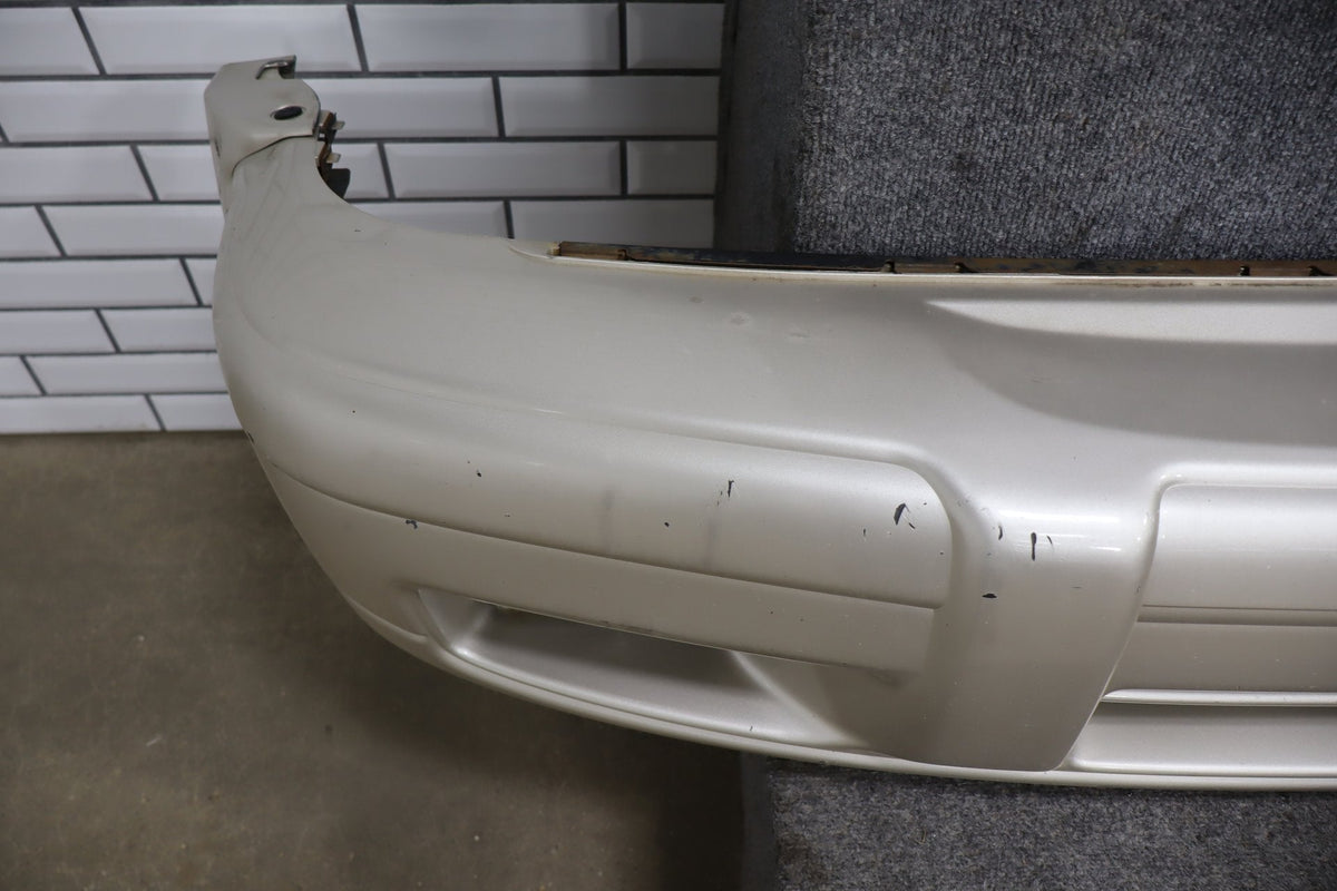 1998-2002 Isuzu Trooper Limited Front Bumper Black