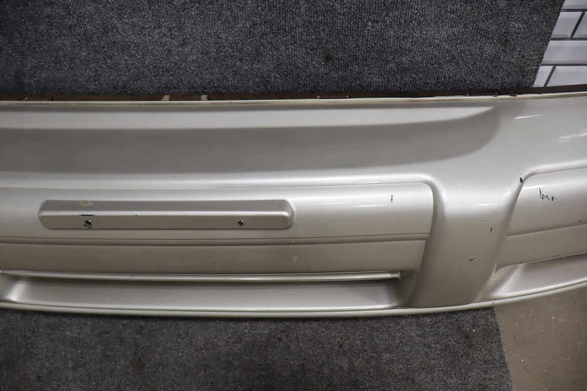 1998-2002 Isuzu Trooper Limited Front Bumper Black
