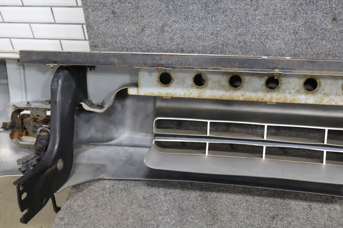 1998-2002 Isuzu Trooper Limited Front Bumper Black