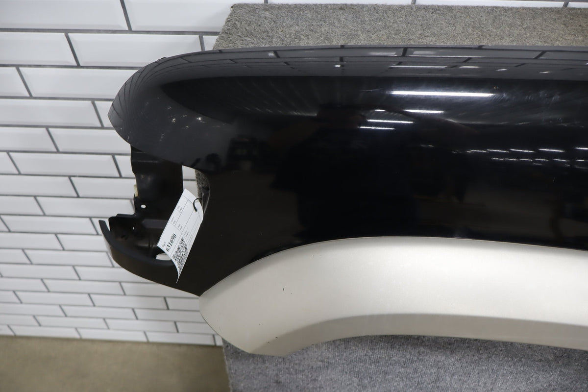 1998-2002 Isuzu Trooper Limited Left Fender Black