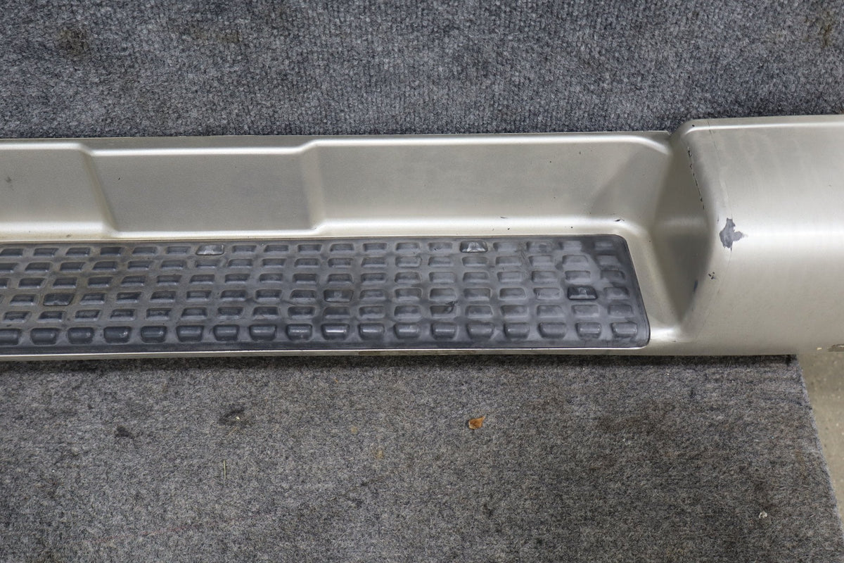 1998-2002 Isuzu Trooper Limited Rear Bumper Black