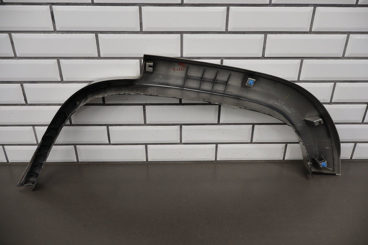 1998-2002 Isuzu Trooper Limited Right Rear Wheel Arch Moulding
