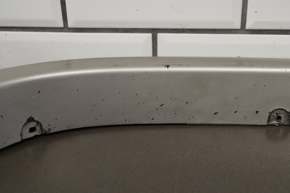 1998-2002 Isuzu Trooper Limited Right Rear Wheel Arch Moulding