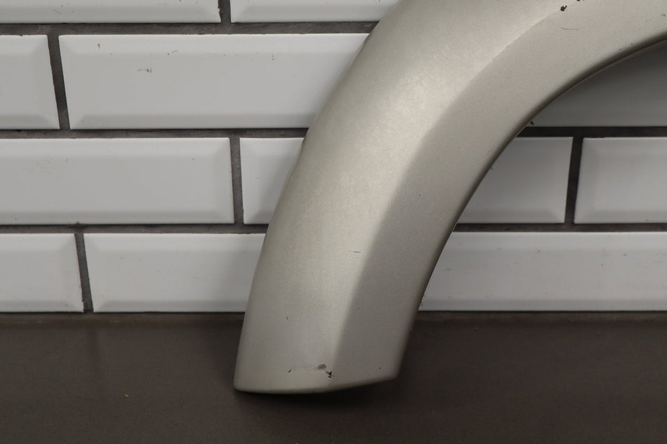 1998-2002 Isuzu Trooper Limited Right Rear Wheel Arch Moulding