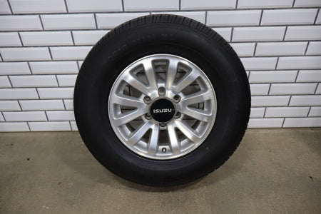 1998-2002 Isuzu Trooper Limited Wheel & Tire Set (245/70-16 Bridgestone)