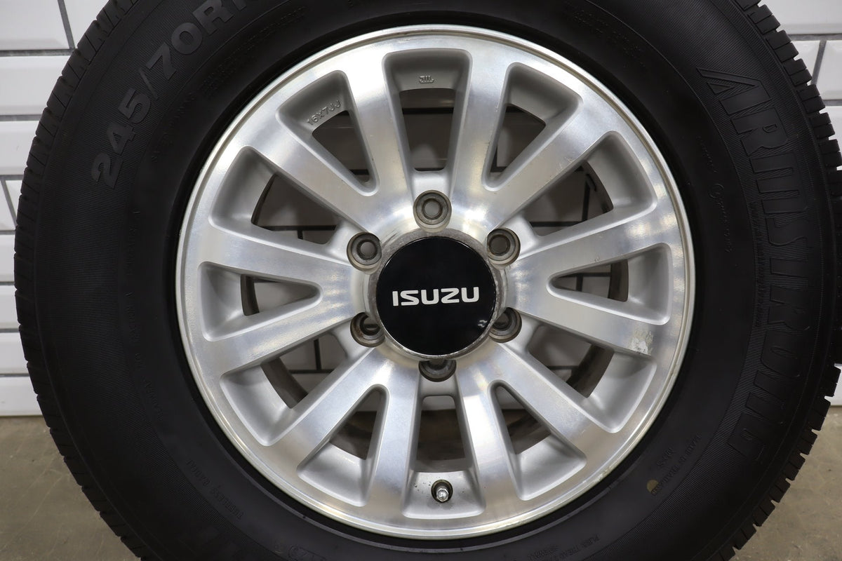 1998-2002 Isuzu Trooper Limited Wheel & Tire Set (245/70-16 Bridgestone)