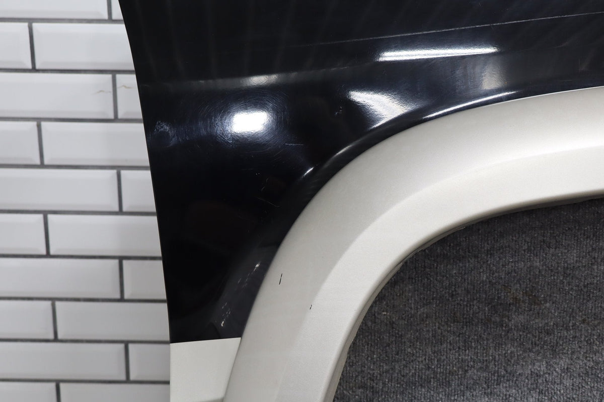 1998-2002 Isuzu Trooper Right Fender Limited Black
