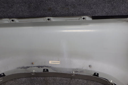 1998-2002 Isuzu Trooper Right Fender Limited Black