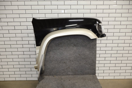 1998-2002 Isuzu Trooper Right Fender Limited Black