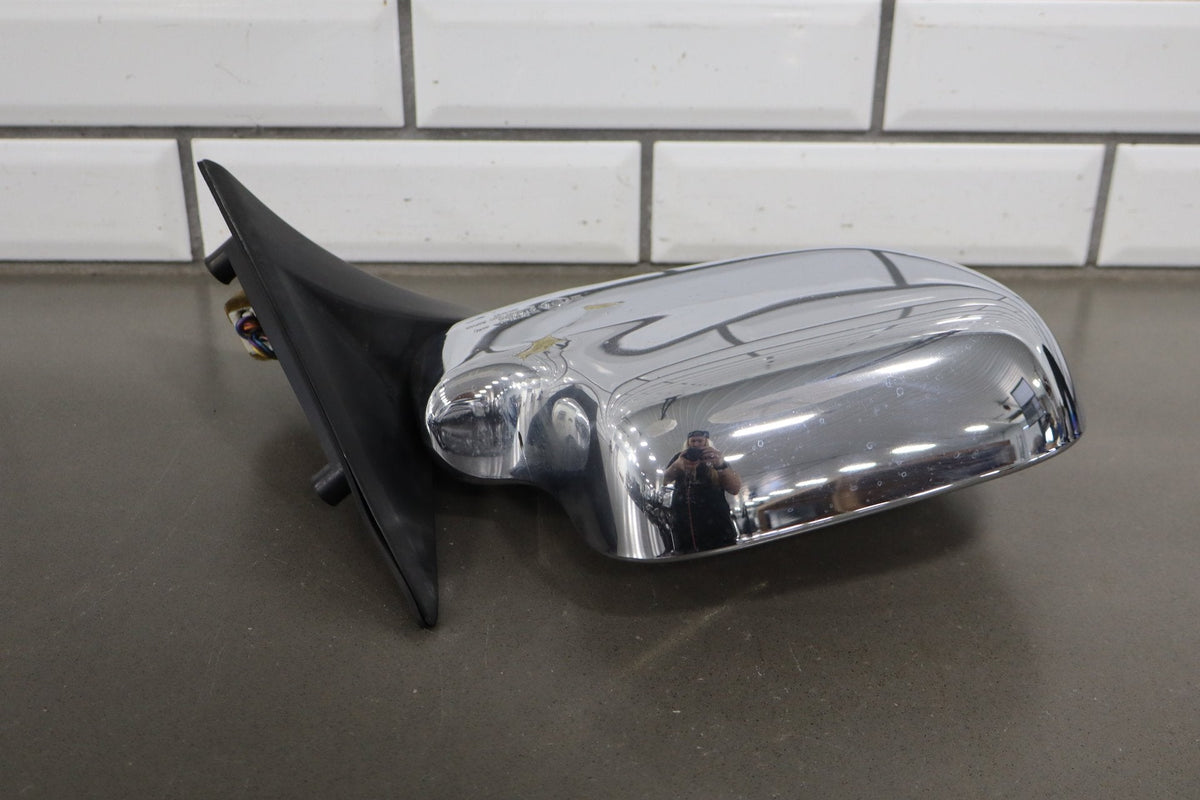 1998-2002 Isuzu Trooper Right Passenger Power Door Mirror Chrome