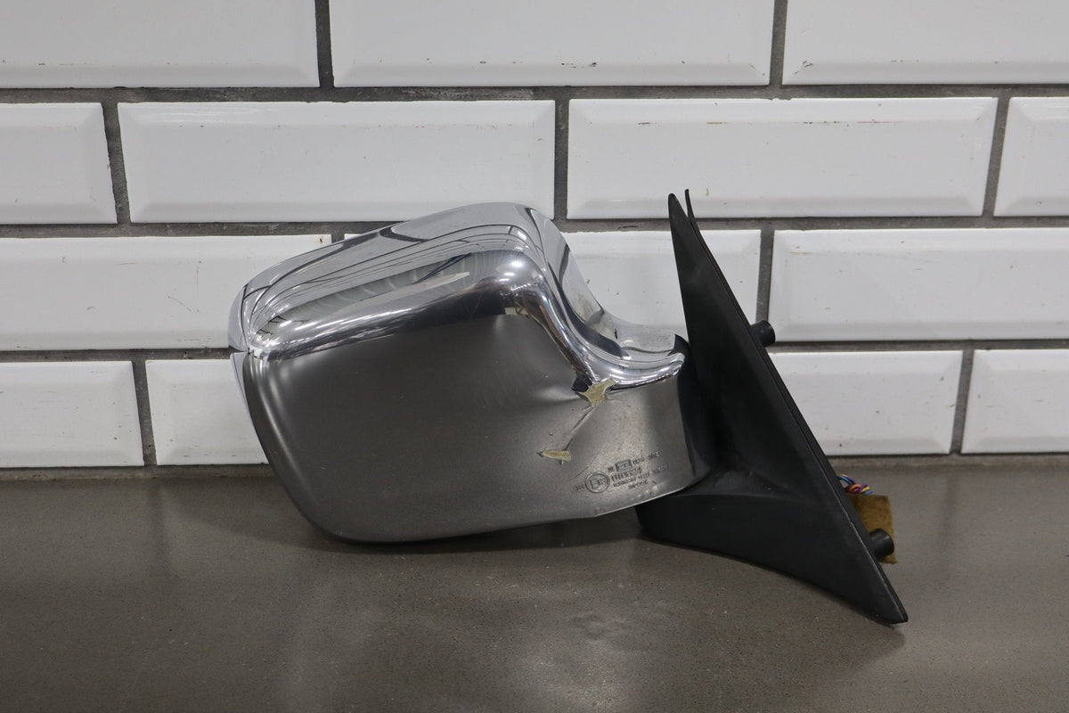 1998-2002 Isuzu Trooper Right Passenger Power Door Mirror Chrome