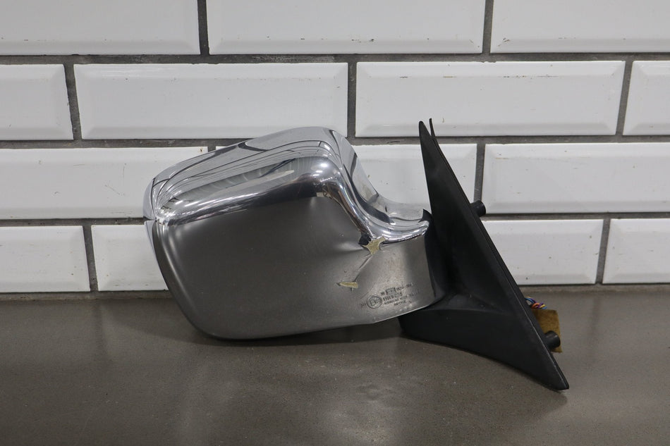 1998-2002 Isuzu Trooper Right Passenger Power Door Mirror Chrome