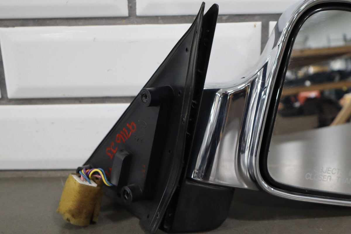 1998-2002 Isuzu Trooper Right Passenger Power Door Mirror Chrome