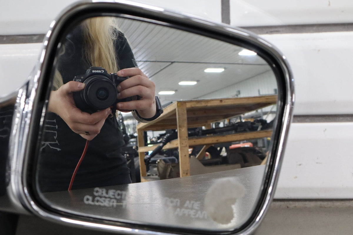 1998-2002 Isuzu Trooper Right Passenger Power Door Mirror Chrome
