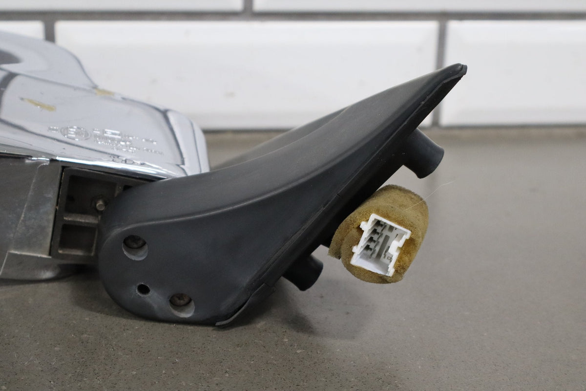 1998-2002 Isuzu Trooper Right Passenger Power Door Mirror Chrome