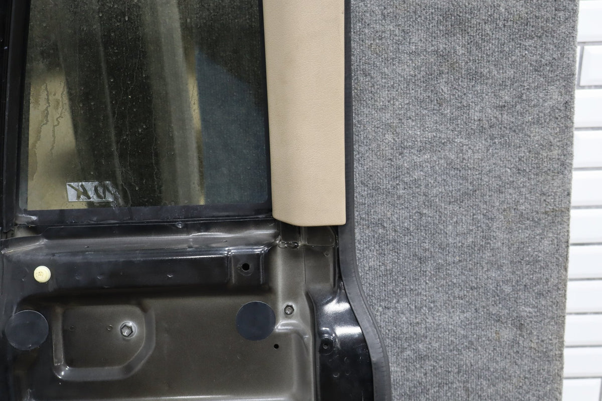1998-2002 Isuzu Trooper Right Rear Barn Door Black