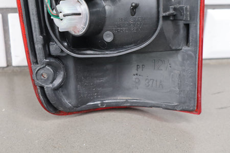 1998-2002 Isuzu Trooper Right Tail Light OEM
