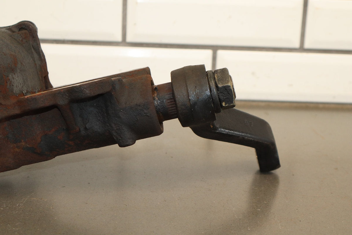 1998-2002 Isuzu Trooper Steering Gear OEM