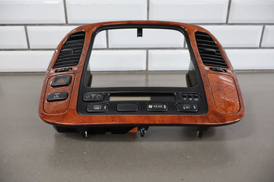 1998 - 2002 Lexus LX470 Climate Control 8861060131A0 OEM
