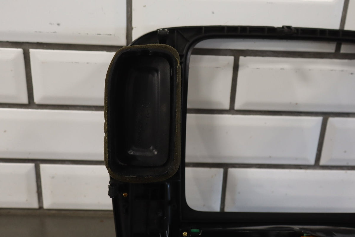 1998-2002 Lexus LX470 Climate Control 8861060131A0 OEM