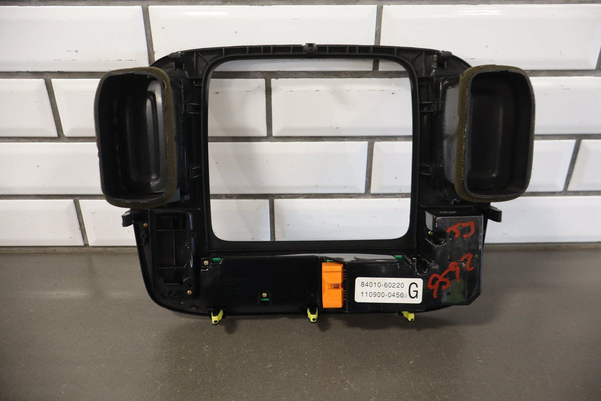 1998-2002 Lexus LX470 Climate Control 8861060131A0 OEM