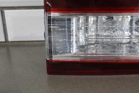 1998-2002 Lexus LX470 Driver Inner Left Tail Light 8159060070