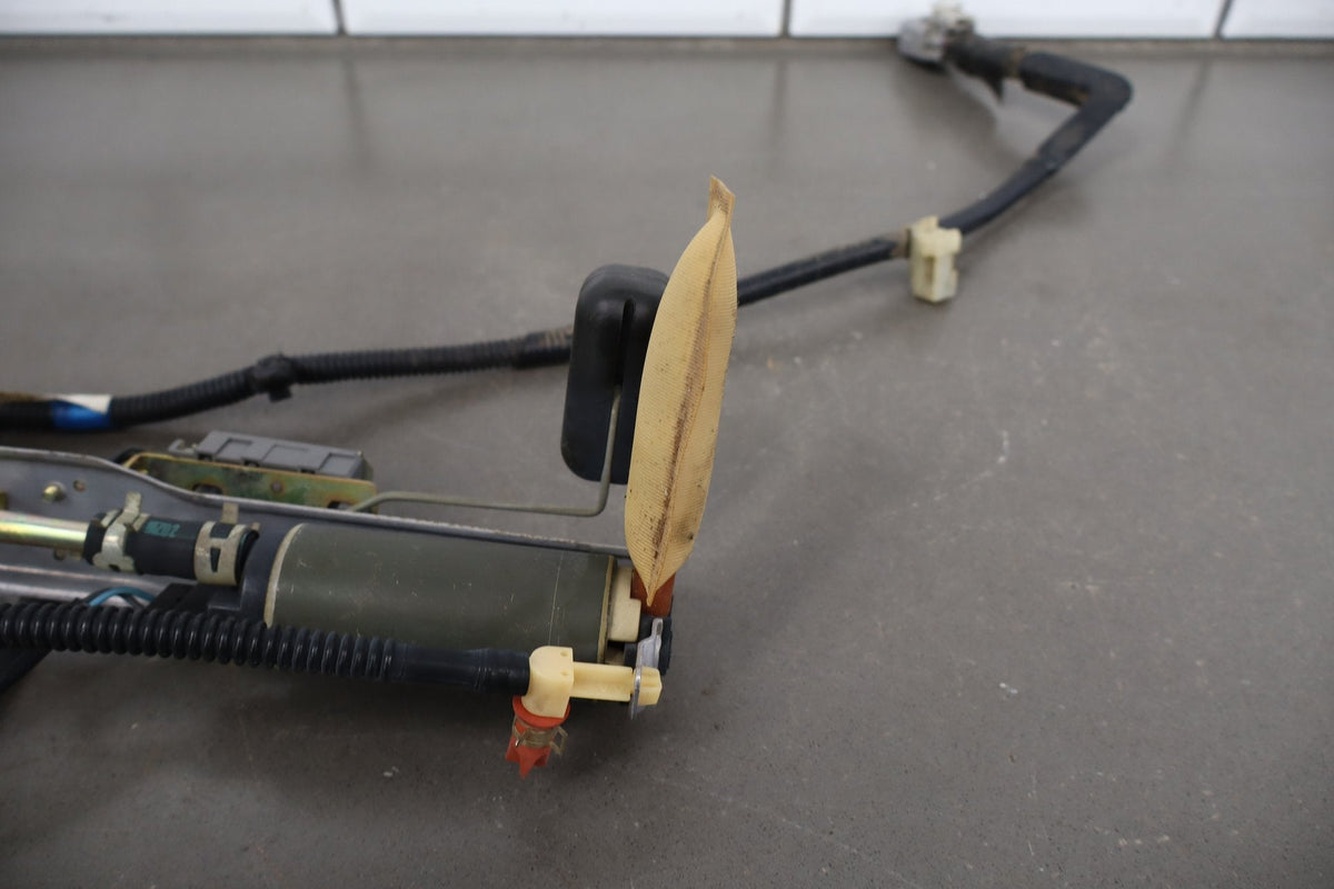 1998-2002 Lexus LX470 Fuel Pump 2322166040
