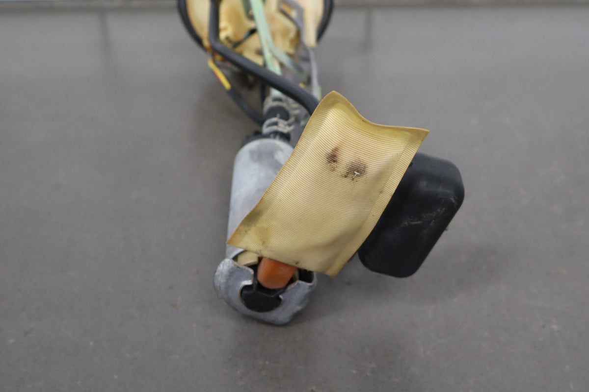 1998-2002 Lexus LX470 Fuel Pump 2322166040