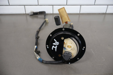 1998-2002 Lexus LX470 Fuel Pump 2322166040
