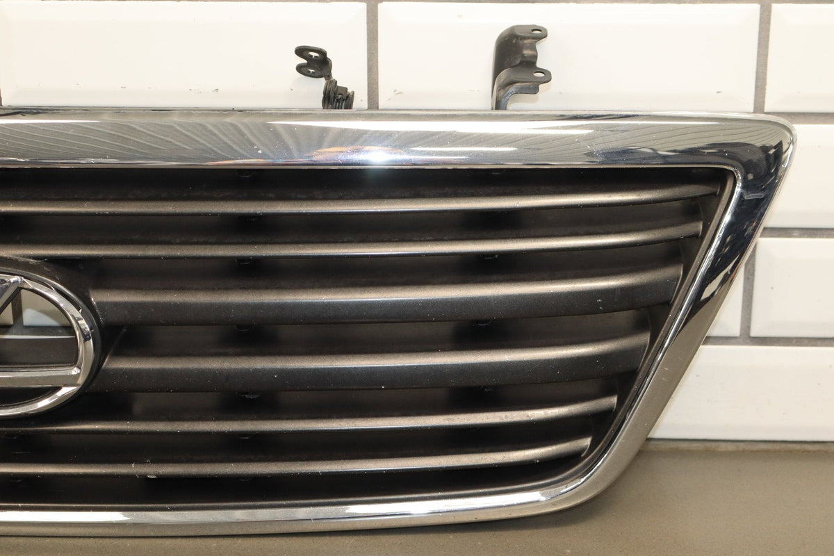 1998-2002 Lexus LX470 Grille 5310160210 OEM