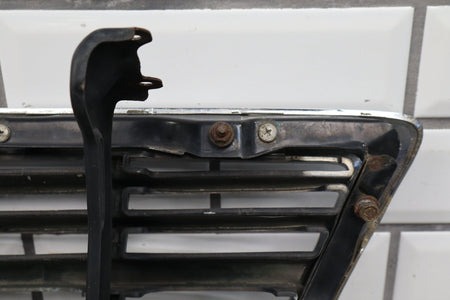 1998-2002 Lexus LX470 Grille 5310160210 OEM