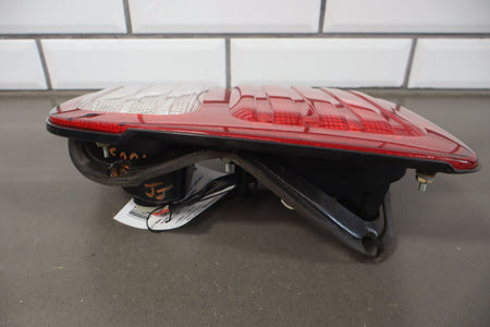 1998-2002 Lexus LX470 Inner Right Tail Light 8158060040