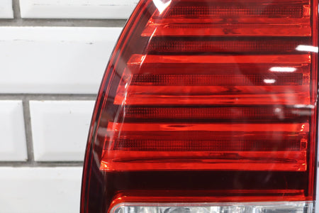 1998-2002 Lexus LX470 Inner Right Tail Light 8158060040