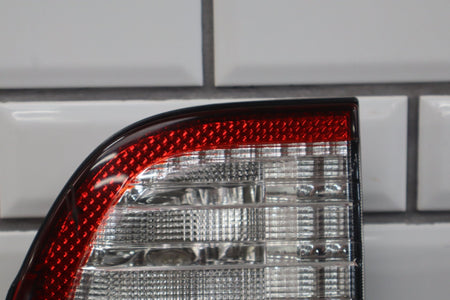 1998-2002 Lexus LX470 Inner Right Tail Light 8158060040