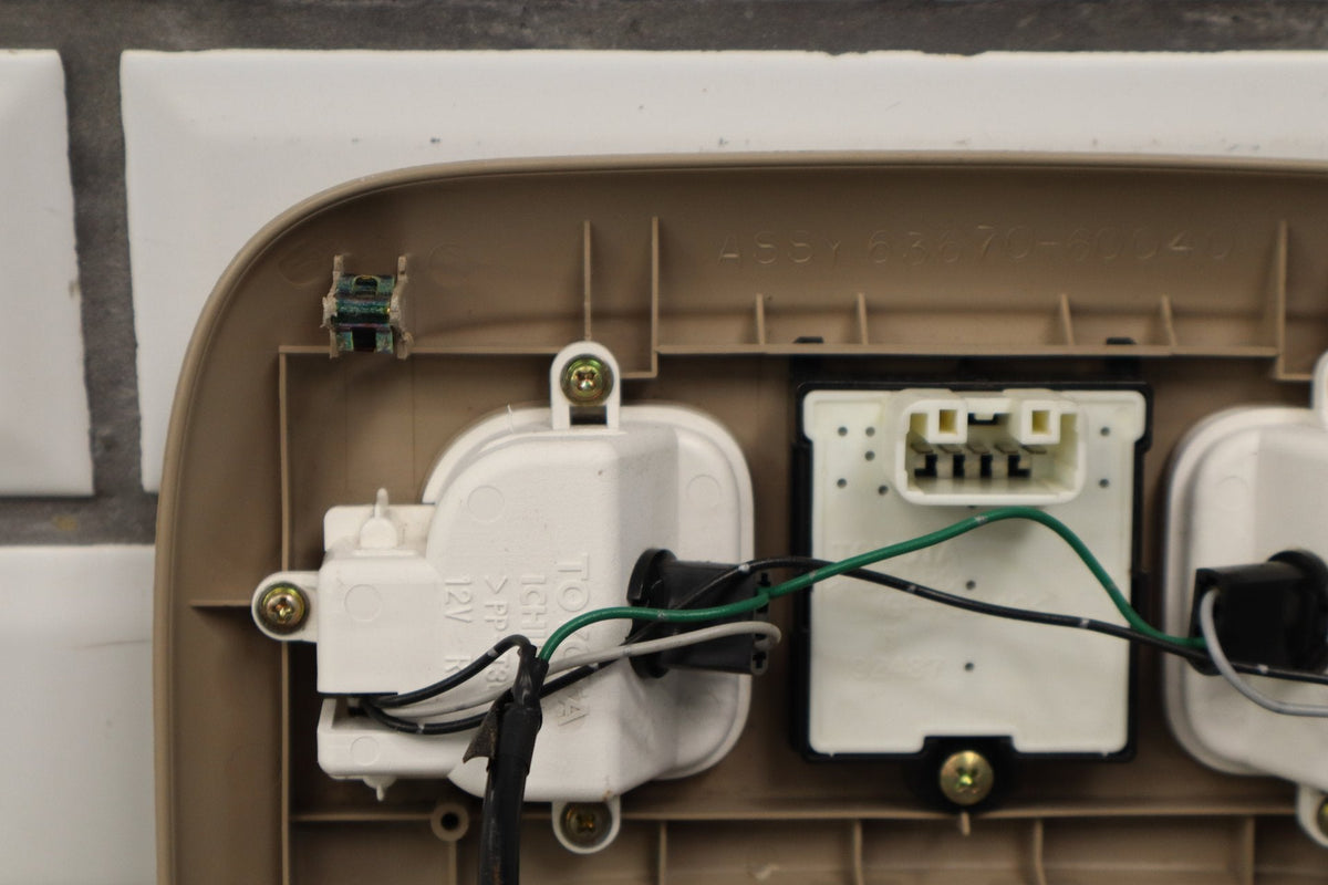 1998-2002 Lexus LX470 J100 - Roof Console Ivory