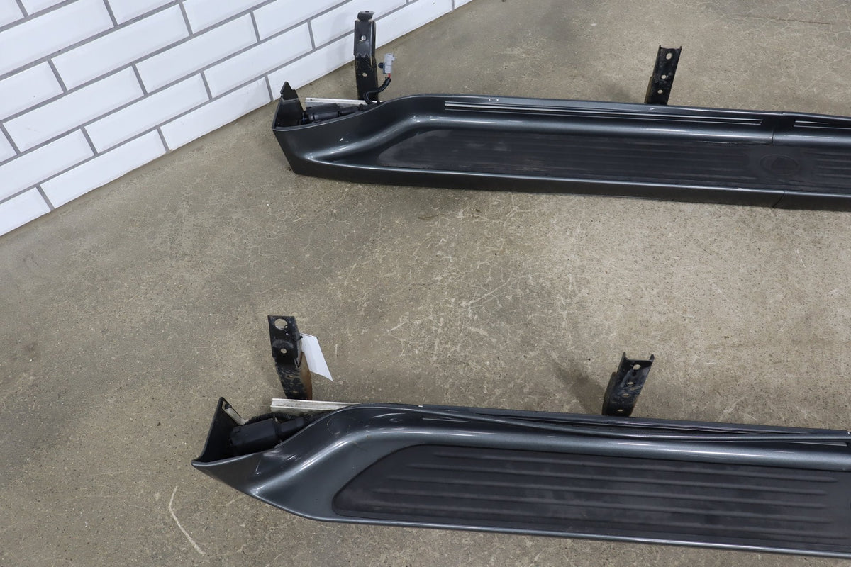 1998-2002 Lexus LX470 (J100) Running Boards Pair Black Onyx (202) (Stone Chips)