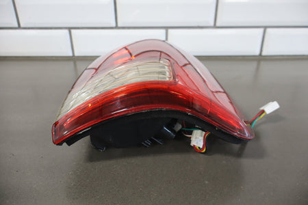 1998-2002 Lexus LX470 Outer Passenger Right Tail Light 8155060590