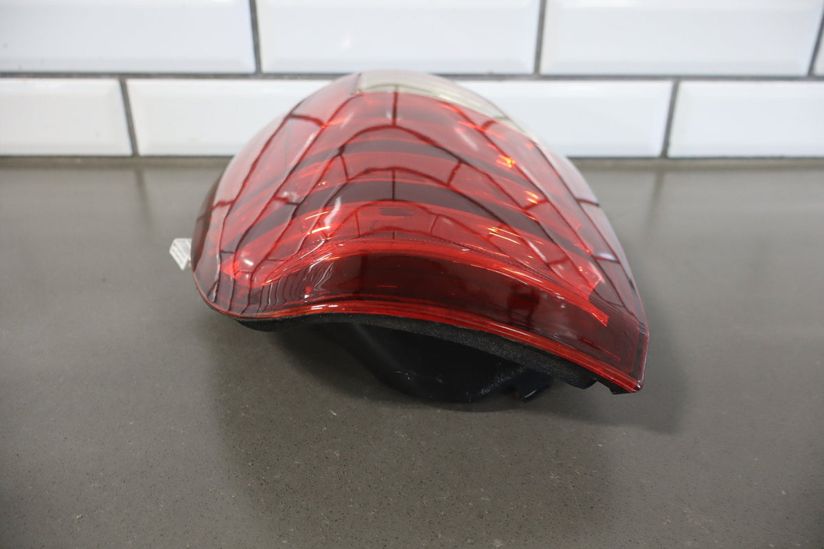 1998-2002 Lexus LX470 Outer Passenger Right Tail Light 8155060590